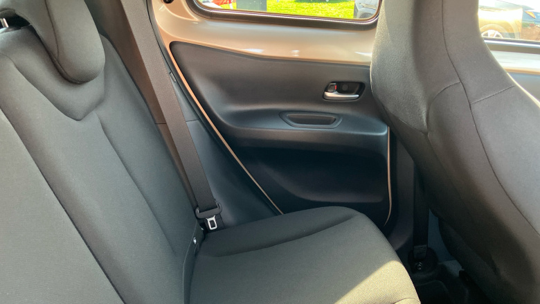 Toyota Aygo X 1.0 VVT-i Edge 5dr Auto Petrol Hatchback